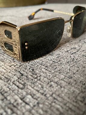 Men's Burberry B Gold Frame Sunglasses with Black Lenses